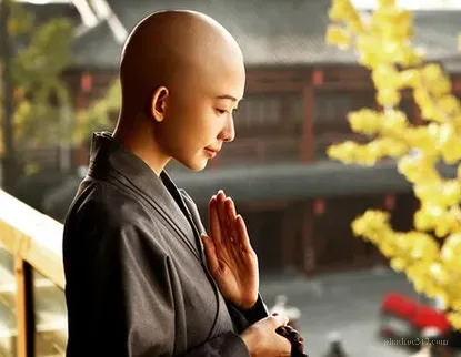 Giới luật Phật giáo là phương tiện bảo vệ sáu căn khỏi những khuyết điểm từ luyến hồi