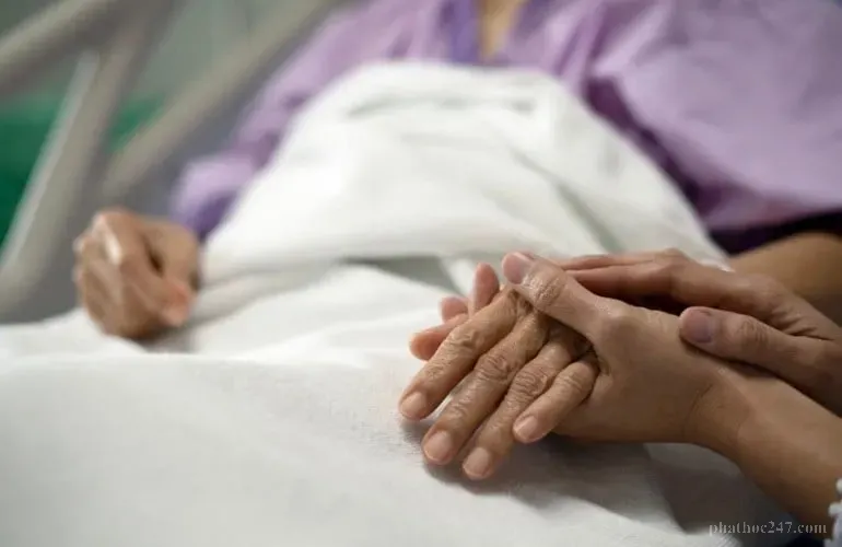 Những người chăm sóc lâm chung cần có tâm lý tỉnh thức để giúp bệnh nhân vượt qua giai đoạn khó khăn