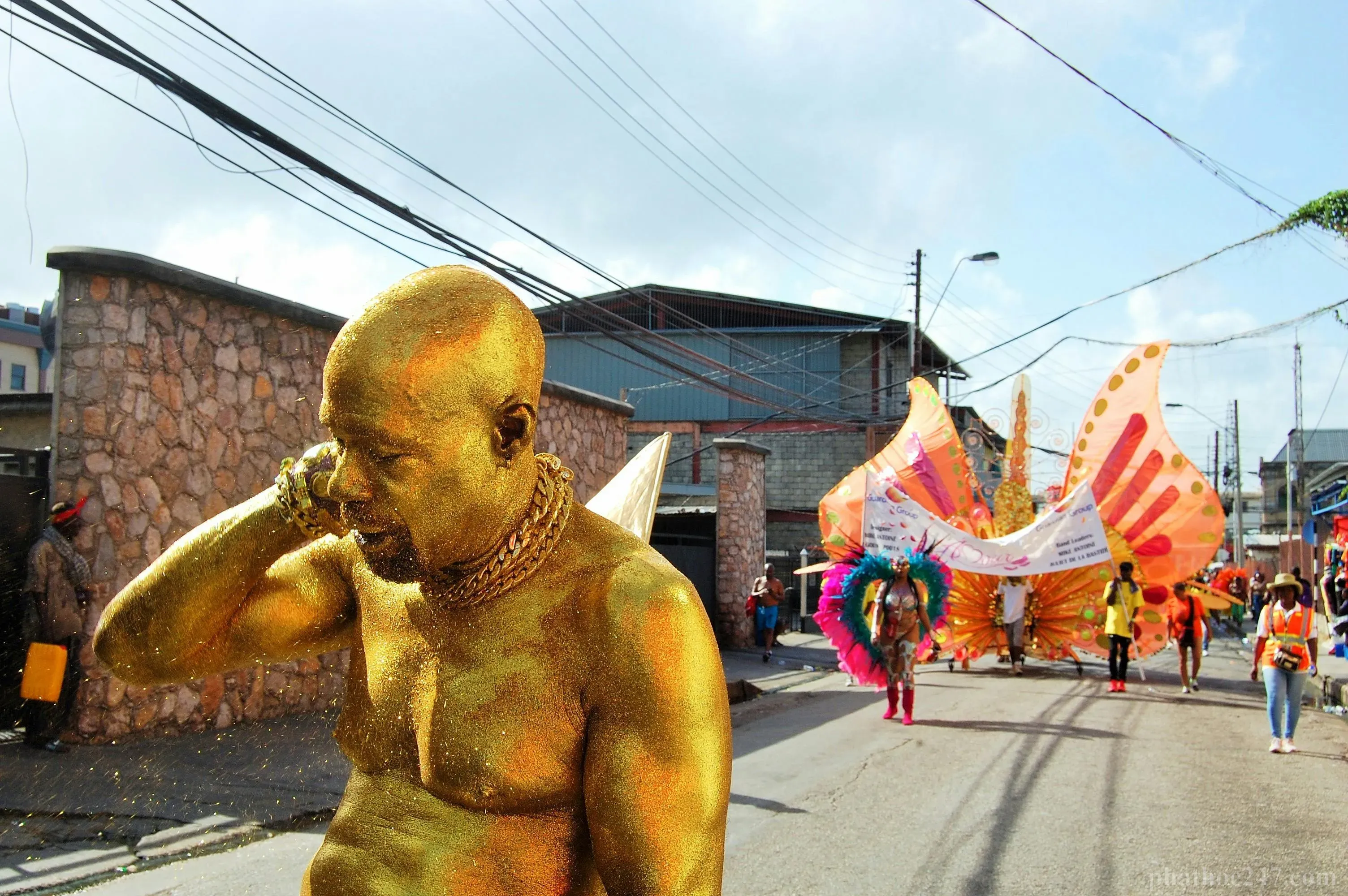 Quá trình phân hủy tự nhiên của xác chết là sự biến chuyển thường xuyên theo quy luật tự nhiên