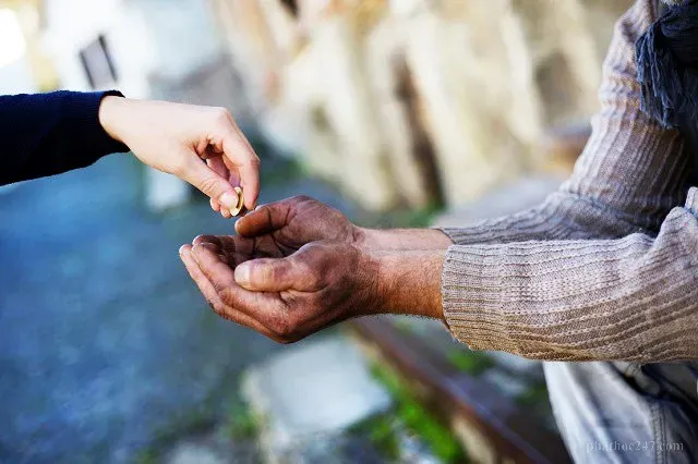 Tâm niệm thanh tịnh trong bố thí - cơ sở cho phúc báo thù thắng