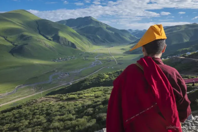 Truyền thống tìm kiếm và xác nhận hóa thân tái sinh của các vị lãnh đạo tôn giáo Tây Tạng